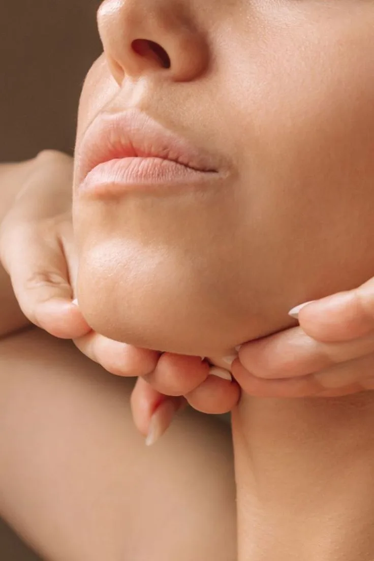 Double Chin — in clinic