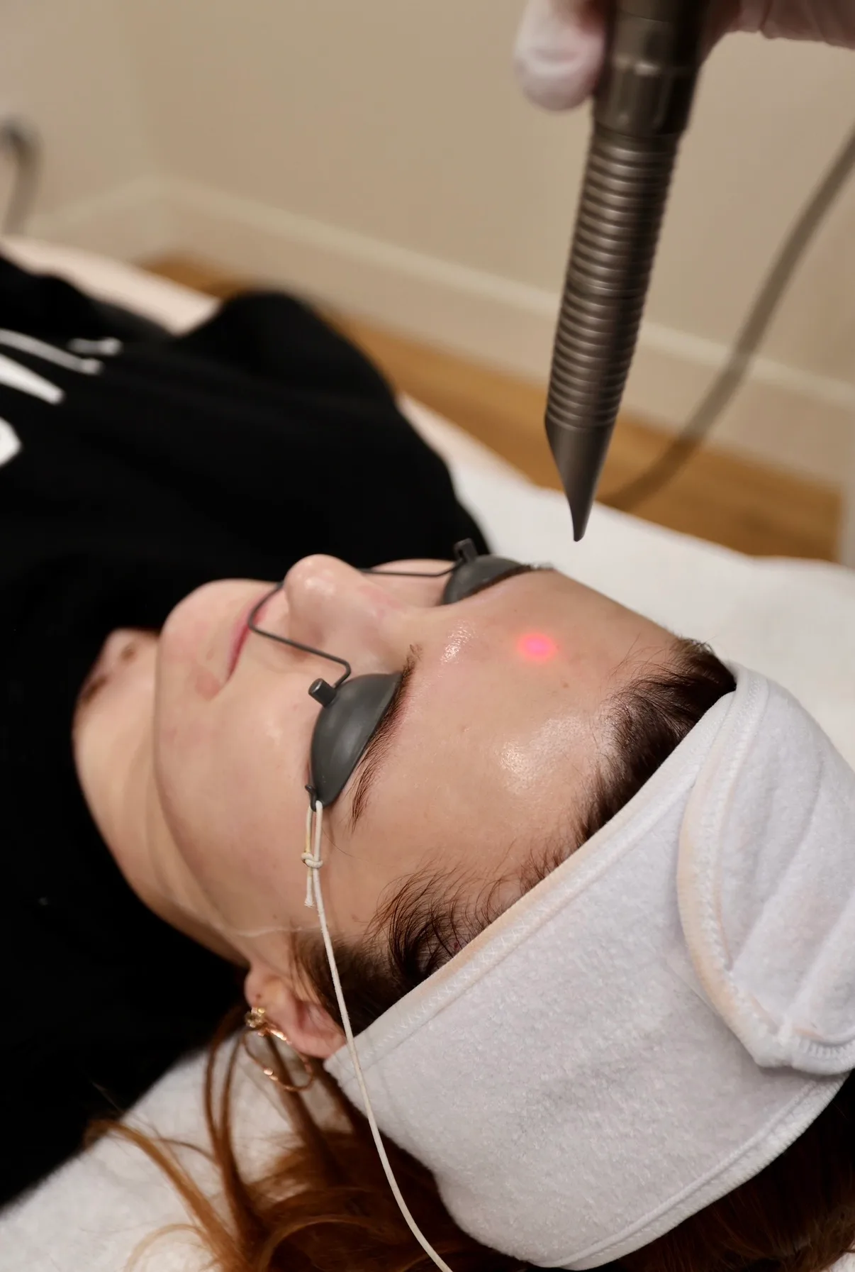 Gold Face Tightening — treatment